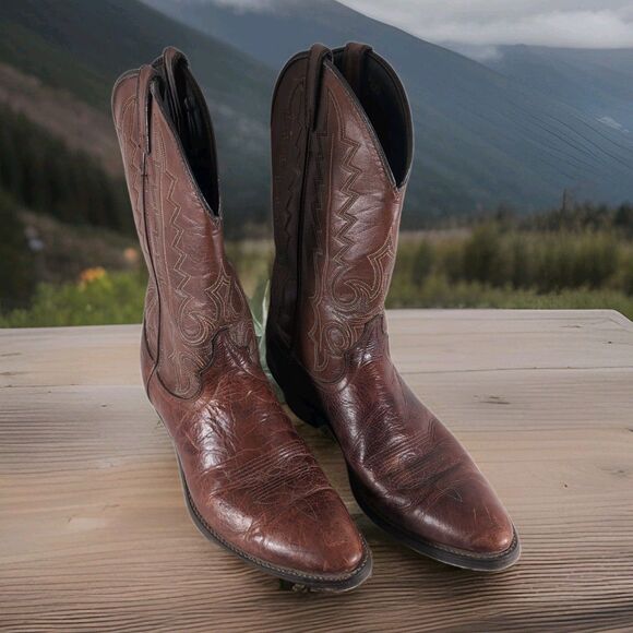 Vintage USA Made Laredo (58988) Western Cowboy Boots Men\'s 10.5 D Cognac Brown main image 4